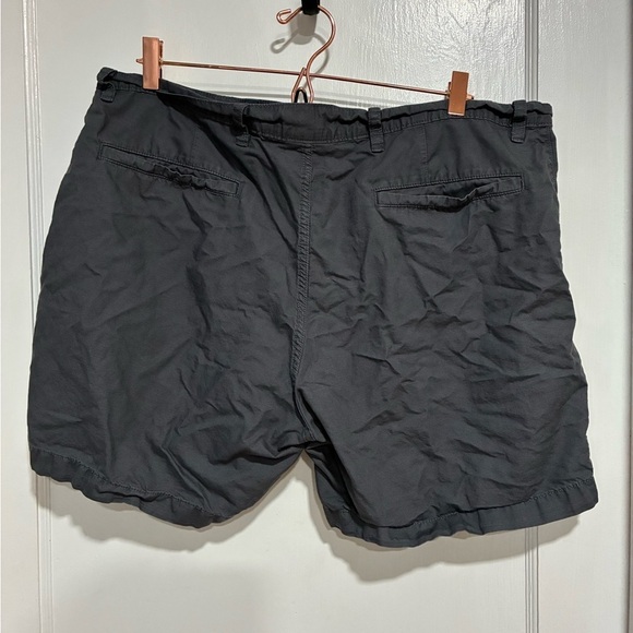 Patagonia Men's Charcoal Lightweight Shorts Size 38 - Picture 2 of 3
